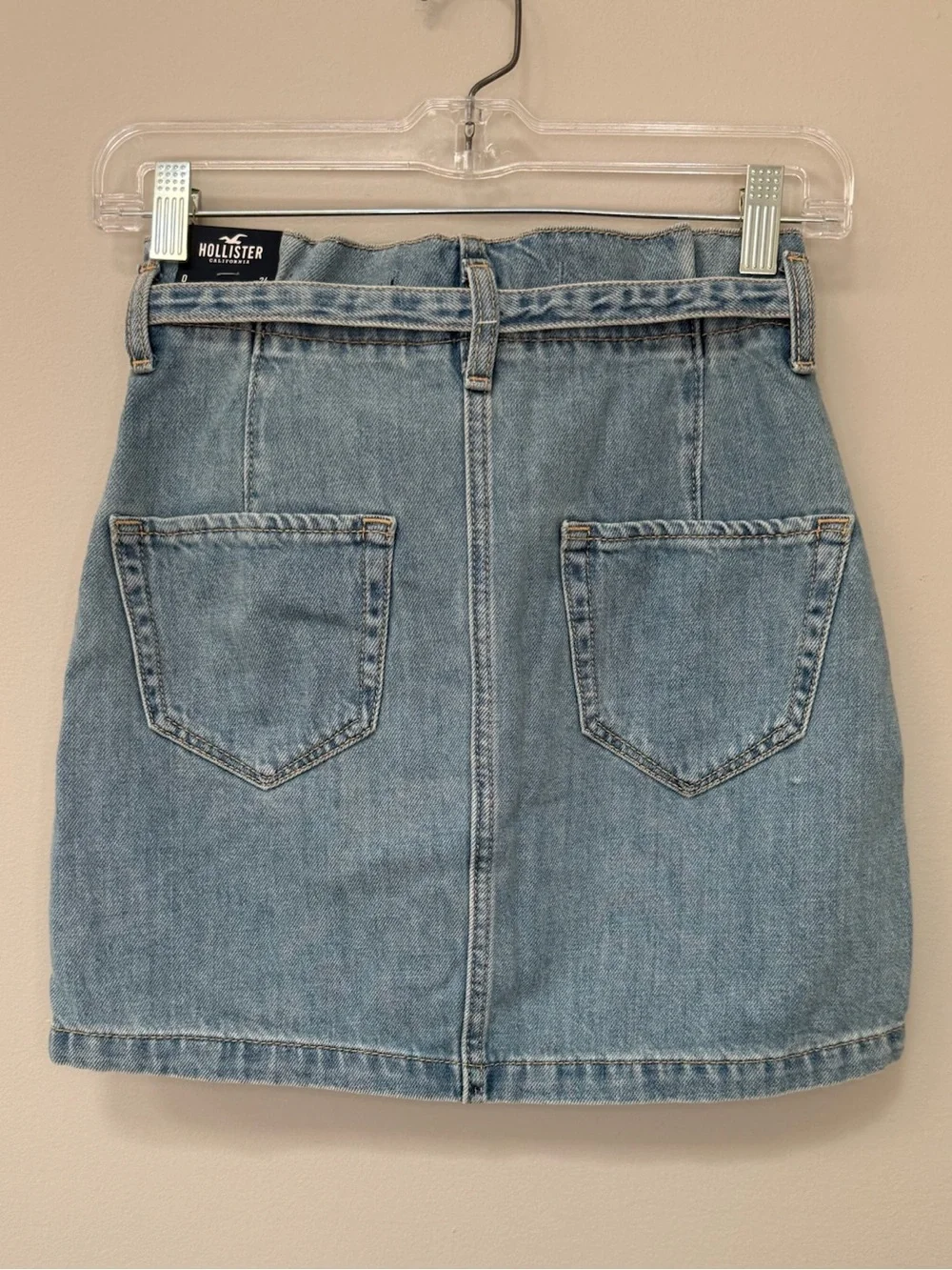 Hollister Women’s Medium Wash Paper-bag Style Ultra High-Rise Denim Skirt